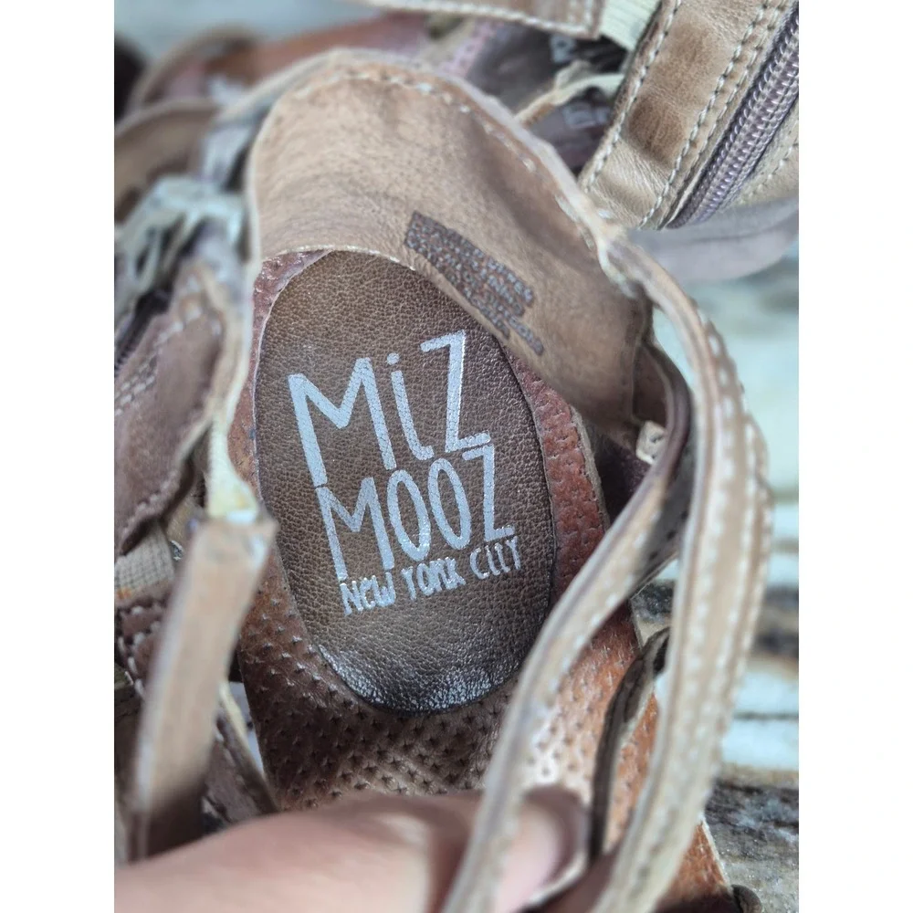 Miz Mooz Womens Leather Strappy Wedge Sandals Tan Brown Low Heel Zipper 39‎ 8.5